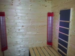 Lampe infrarouge avec grille sauna 